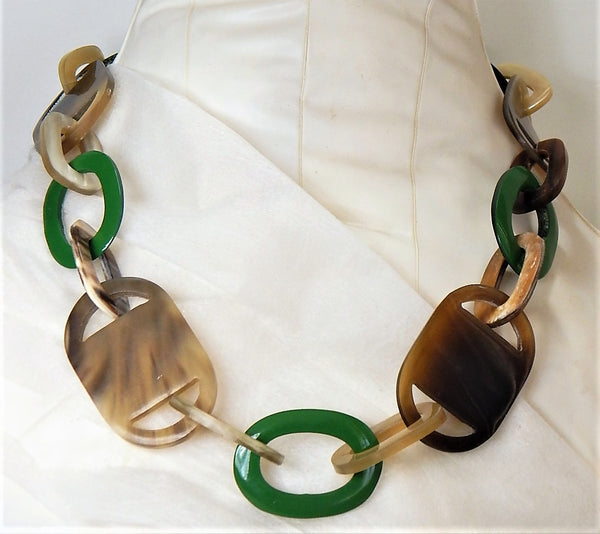 Buffalo Horn Lacquer Necklace